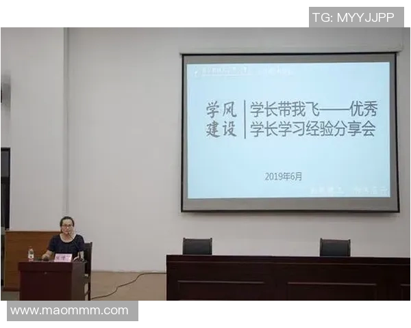 张磊亲授羽毛球技巧与心得分享助你提升竞技水平
