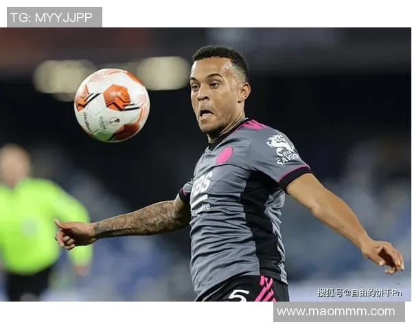 你知道哪些足球明星的英文名字吗让我们一起探讨一下他们的成就与风采