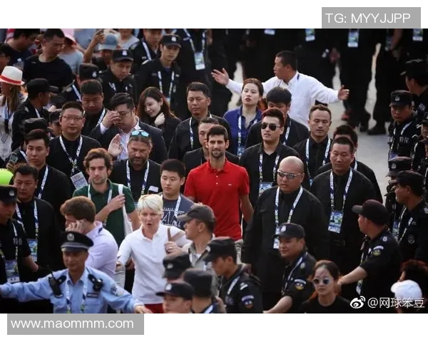 杭州网球队在城市联赛中的默契配合与战术执行分析 杭州网球队在城市联赛中的默契配合与战术执行分析