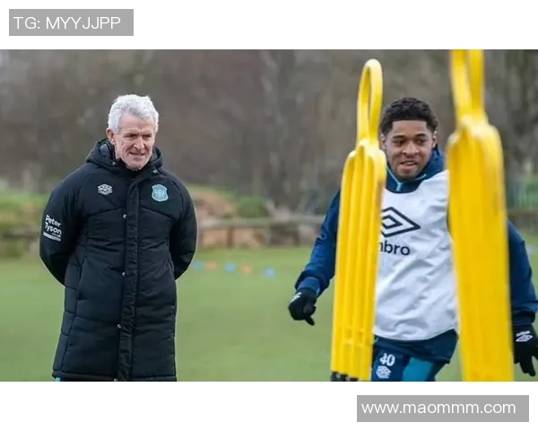 曼城足球明星豪宅揭秘领略顶级球员的奢华生活与独特风格