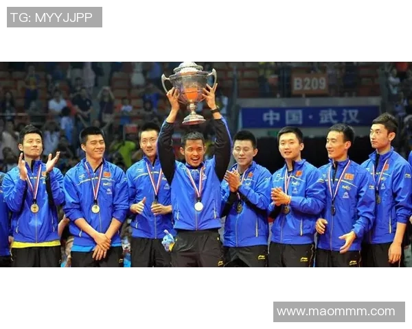 成都羽毛球队在联合会杯积分榜中以74分稳居第一名展现强劲实力